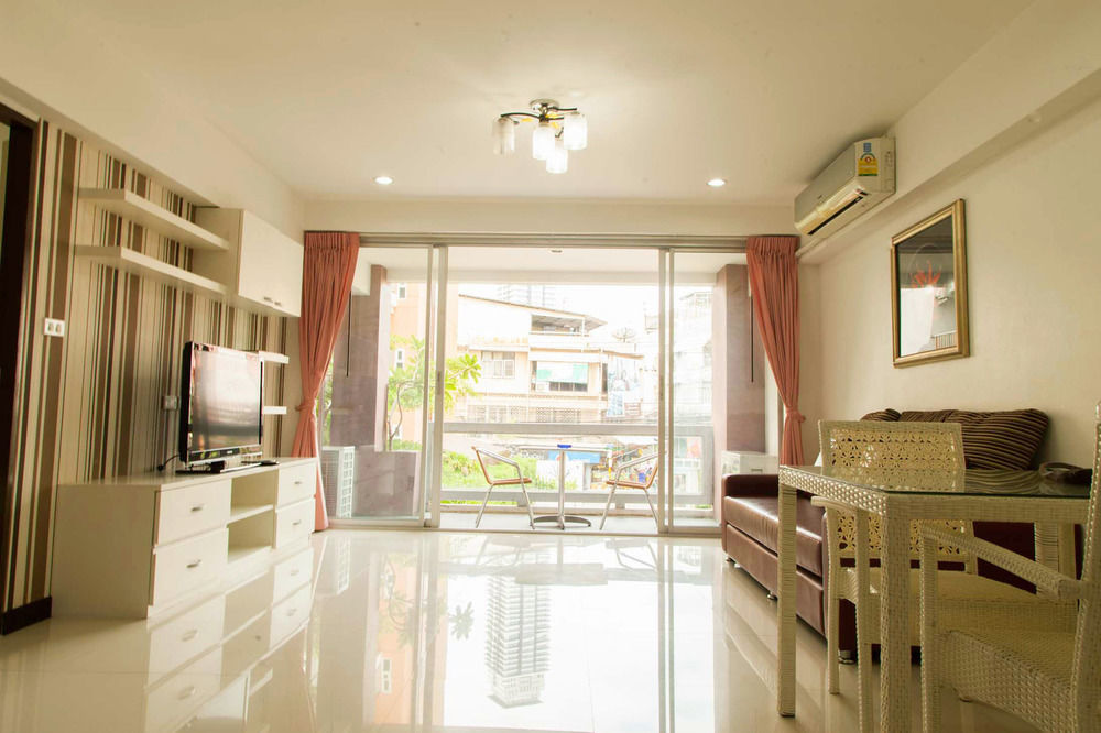 Baansabai Ramaiv Apart otel Bangkok Dış mekan fotoğraf